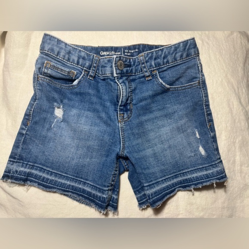 Gap kids blue jeans shorts size 10 distressed hem mid